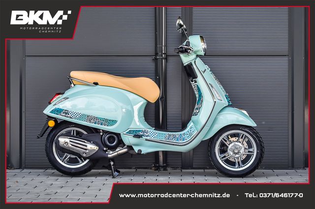 Vespa Primavera 50 +Batik++Neue