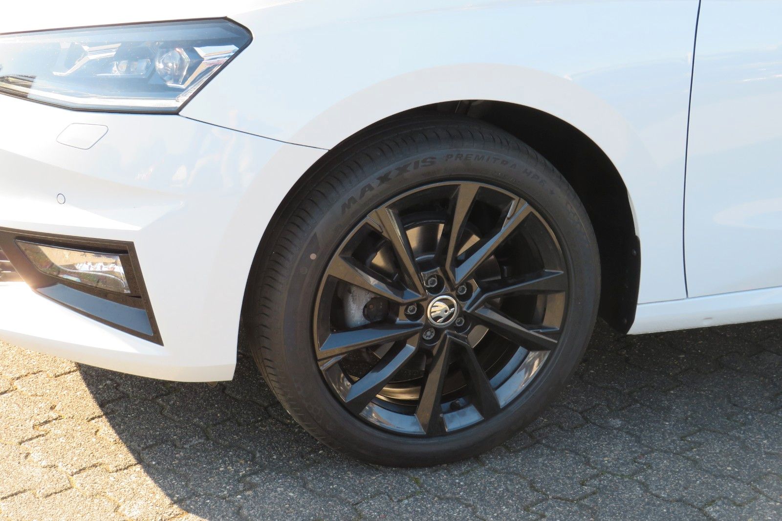 Fahrzeugabbildung SKODA Fabia SPORT/MONTE-CARLO DSG 17`KESSY LED PDC 1H