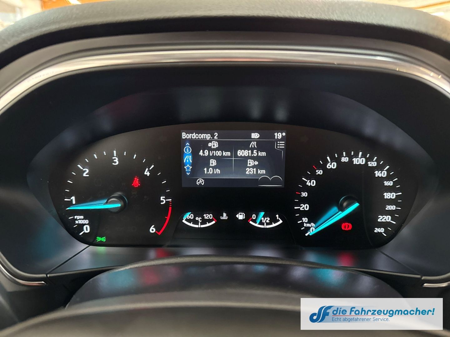 Fahrzeugabbildung Ford Focus Turnier Titanium Navi LED ACC El. Heckklap