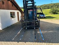 LINDE H70D-03 EVO DPF FREIHUBMAST-SEITENSCHUB 4ER-GABE bei Autohaus Landmann & Maier OHG