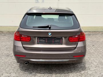BMW 320 - 4