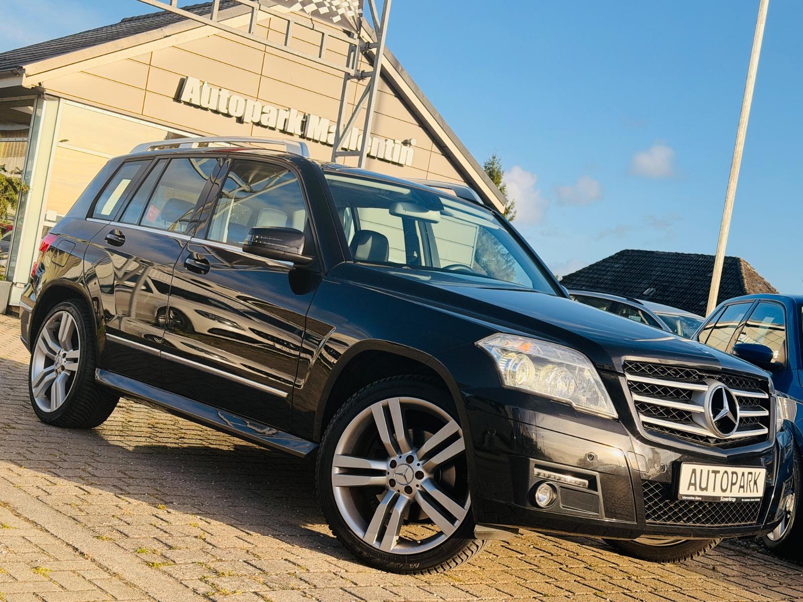Mercedes-Benz GLK 350 4Matic*LEDER*NAVI*PANORAMA*SPORT-PAKET*