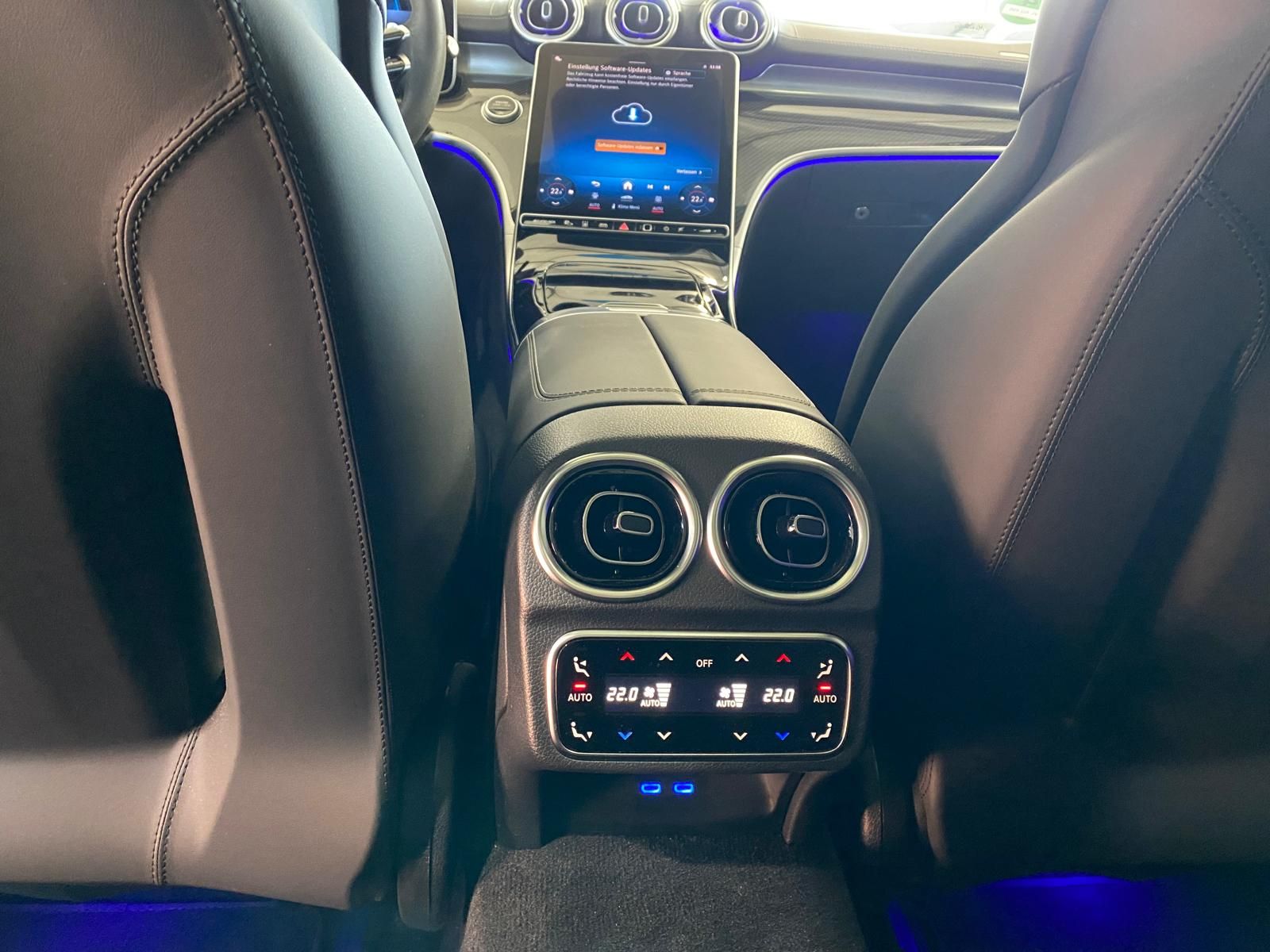 Fahrzeugabbildung Mercedes-Benz C 43 AMG 4M T Performance Sitz/Leder/Pano/118Eur