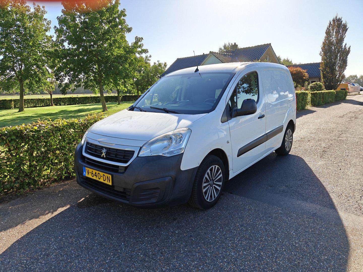 Peugeot Partner 120 1.6 BlueHDi 100 L1 Première AIRCO/NA