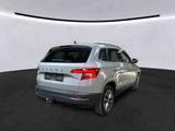 Skoda Karoq 1.5 CLEVER AHK ACC NAVI LM17 SITZHEIZUNG - Skoda Karoq Gebrauchtwagen