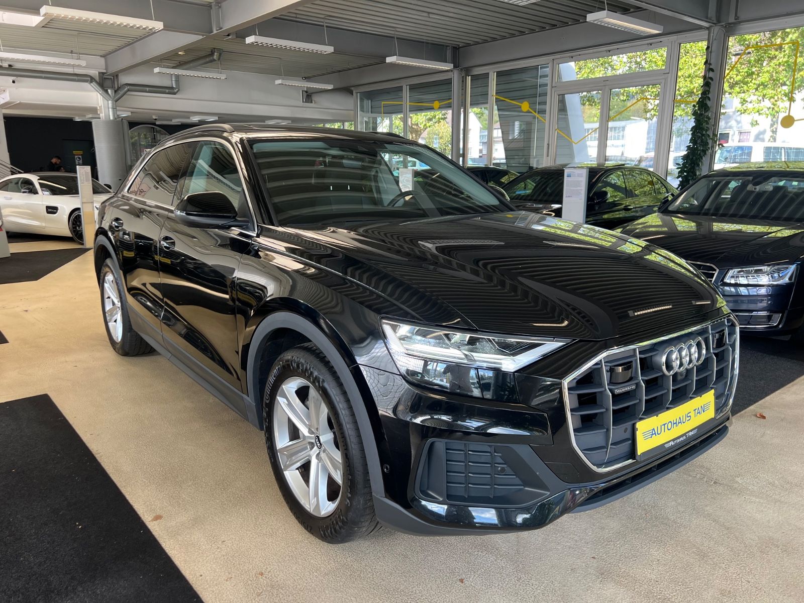 Fahrzeugabbildung Audi Q8 50 TDI quattro * PANO * 4x SITZHEIZUNG * 360