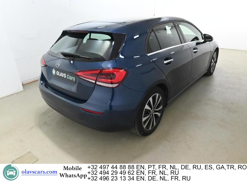 Mercedes-Benz A 180 d LED Widescreen Ambient CarPlay Navi 1/2 imagem 3