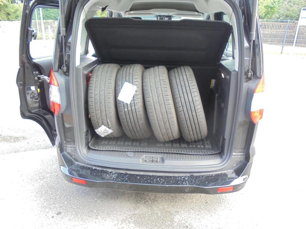 Ford Tourneo Courier