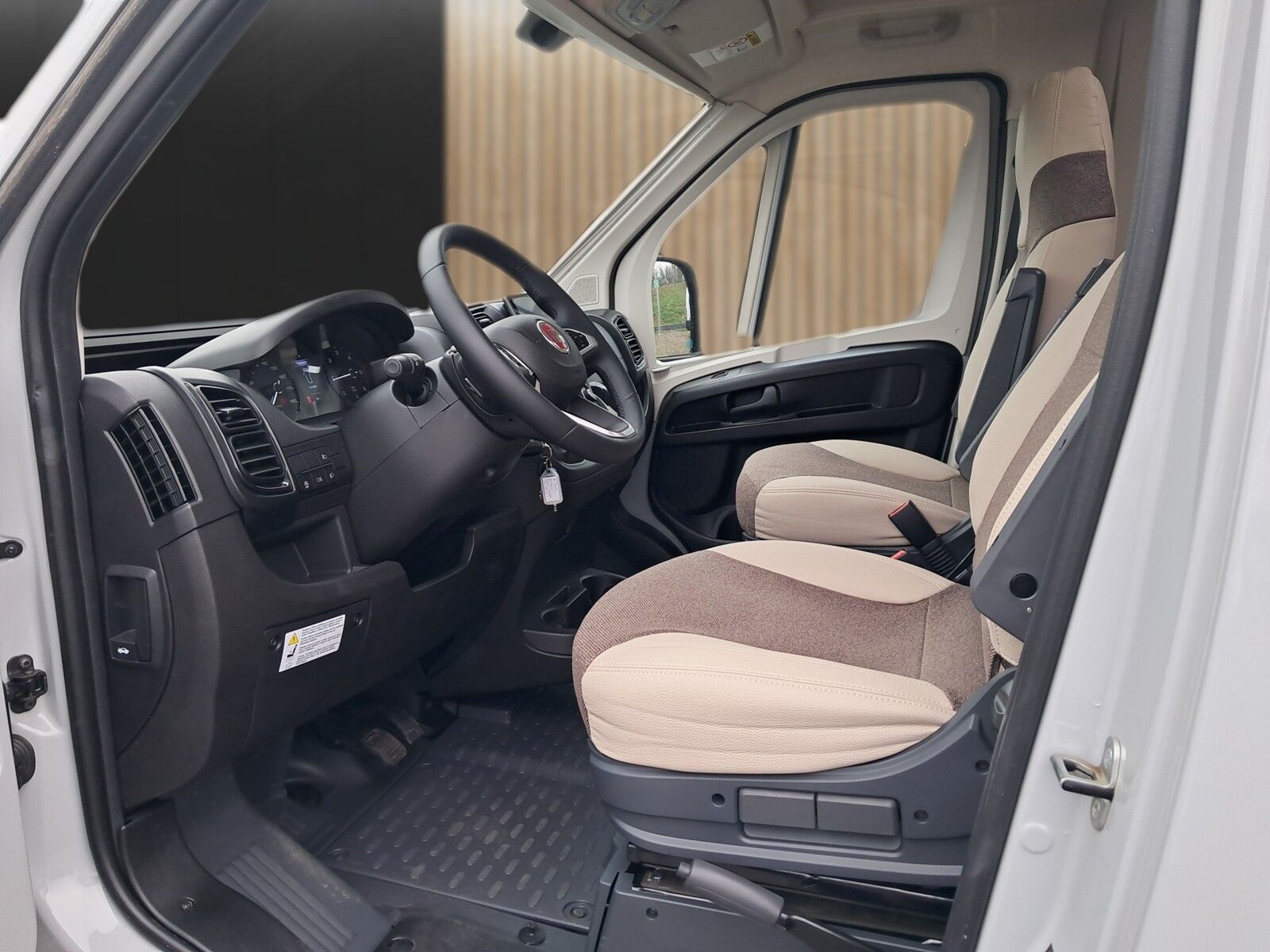 Fahrzeugabbildung Karmann Davis Lifestyle DA 620 LS Tageszulassung!