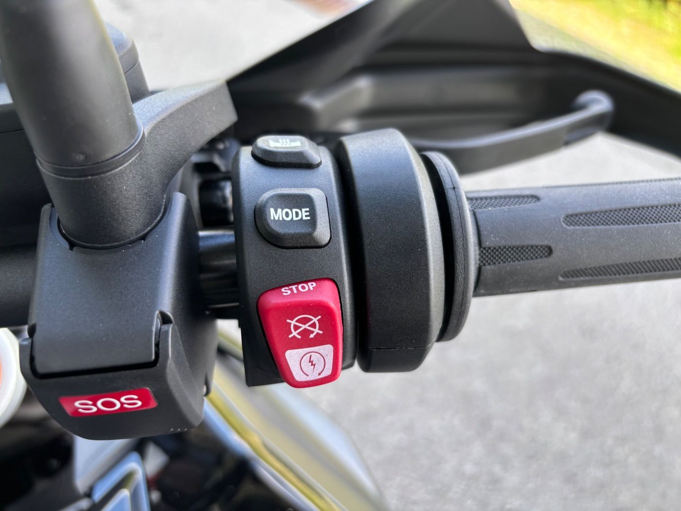 Fahrzeugabbildung BMW F 900 GS Dynamik Enduro-Paket Pro