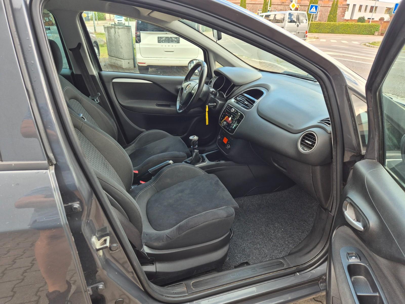Fiat Punto 1.2 Lounge,Navi,Klimaaut,TÜV neu