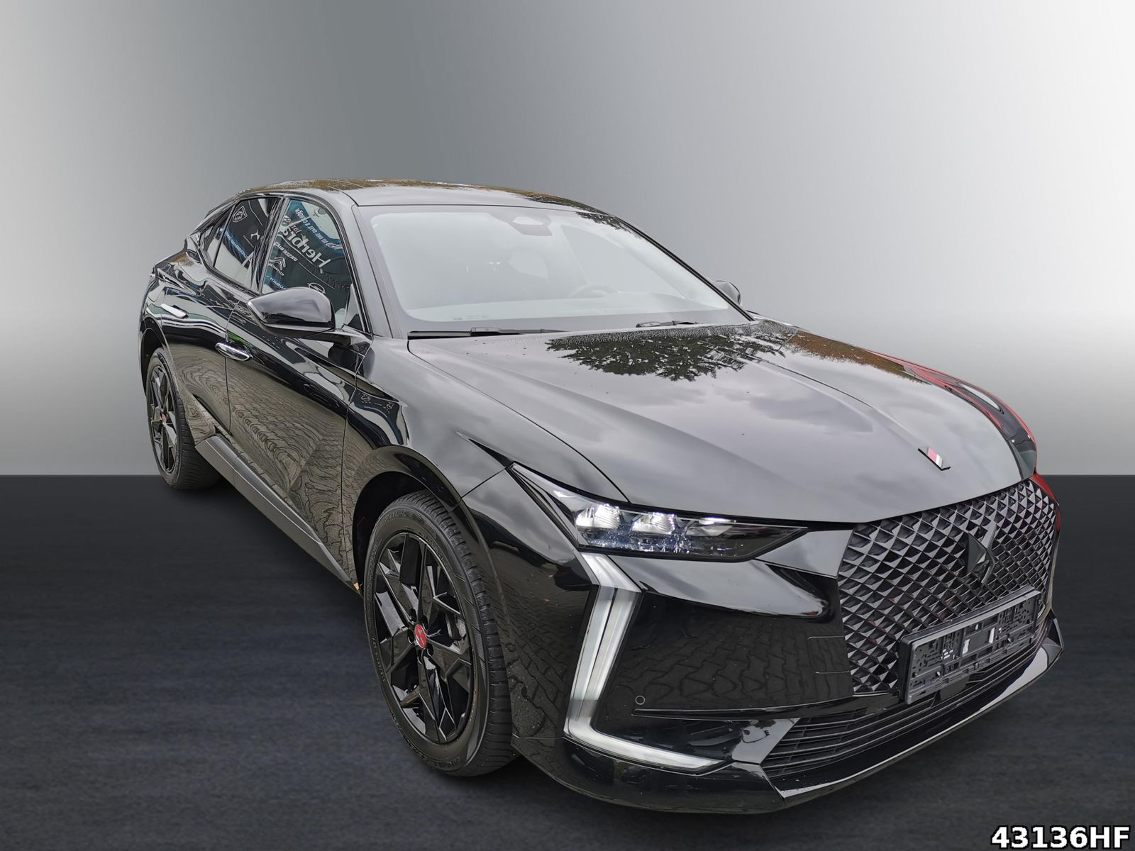 Fahrzeugabbildung DS Automobiles DS4 Performance Line