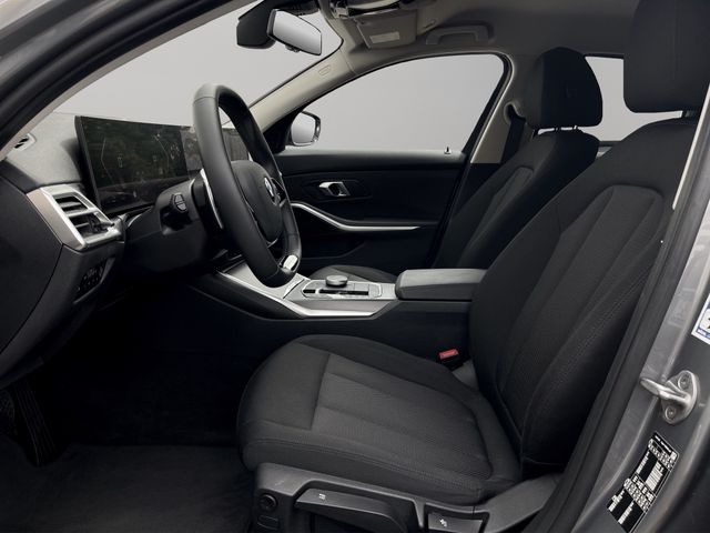 Foto Nummer 9: BMW 320i