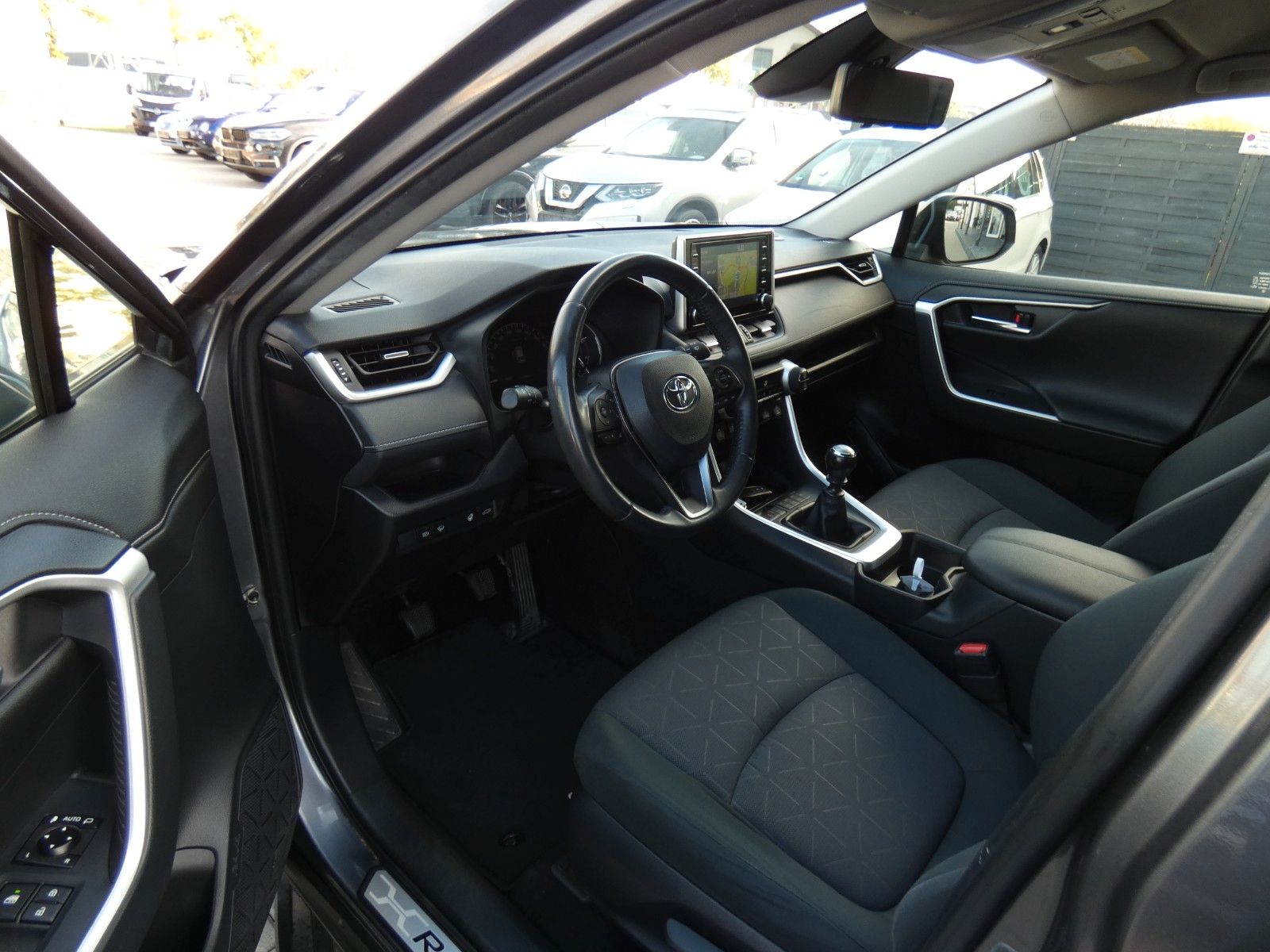 Toyota RAV 4 4x4 Club Navi Alu Tempomat AHK Grau M foto 5