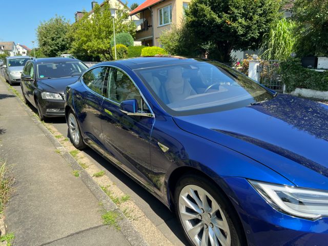 Tesla Model S 75 -