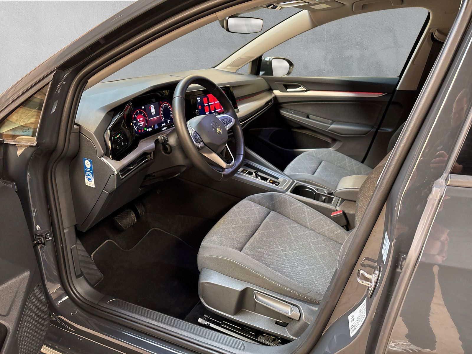Fahrzeugabbildung Volkswagen Golf Variant 2.0 TDI Life ACC Keyless AppConnect
