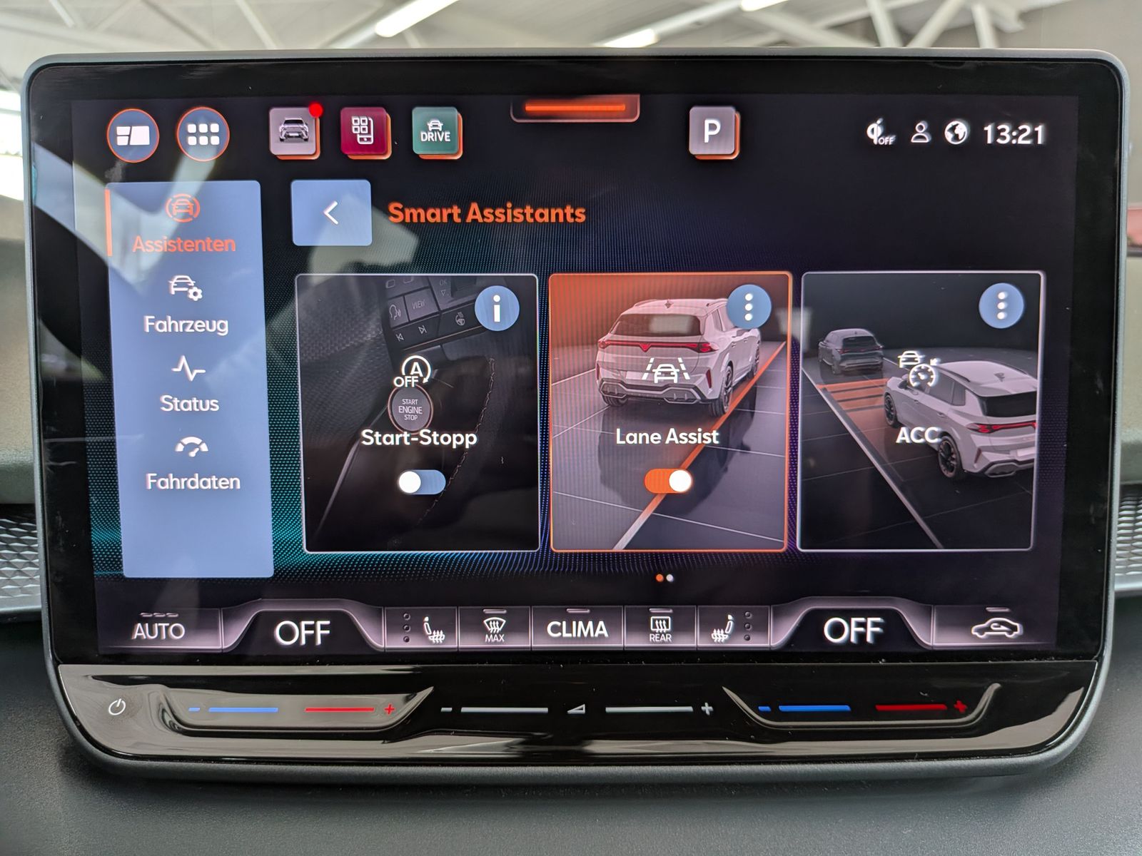 Fahrzeugabbildung CUPRA Terramar 1.5 eTSI Tribe Sennh Matrix HUD AHK 20
