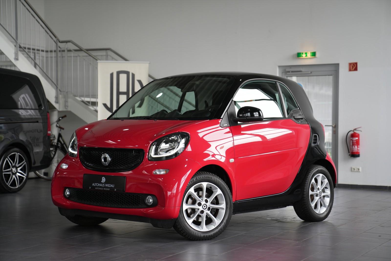 Smart fortwo coupe Passion *AUT*LED*TEMP*PANO*