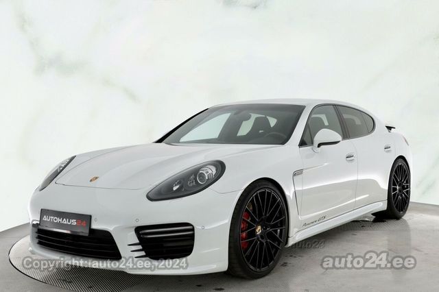 Porsche Panamera GTS Facelift PDK Chrono