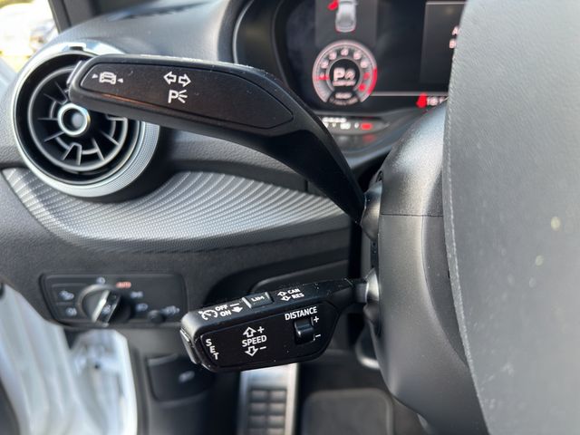 Q2 35 1.5 TFSI S line S tronic MATRIX-LED SONOS