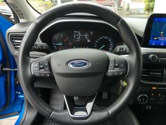 FORD Focus Lim. Cool & Connect*Kamera*ACC