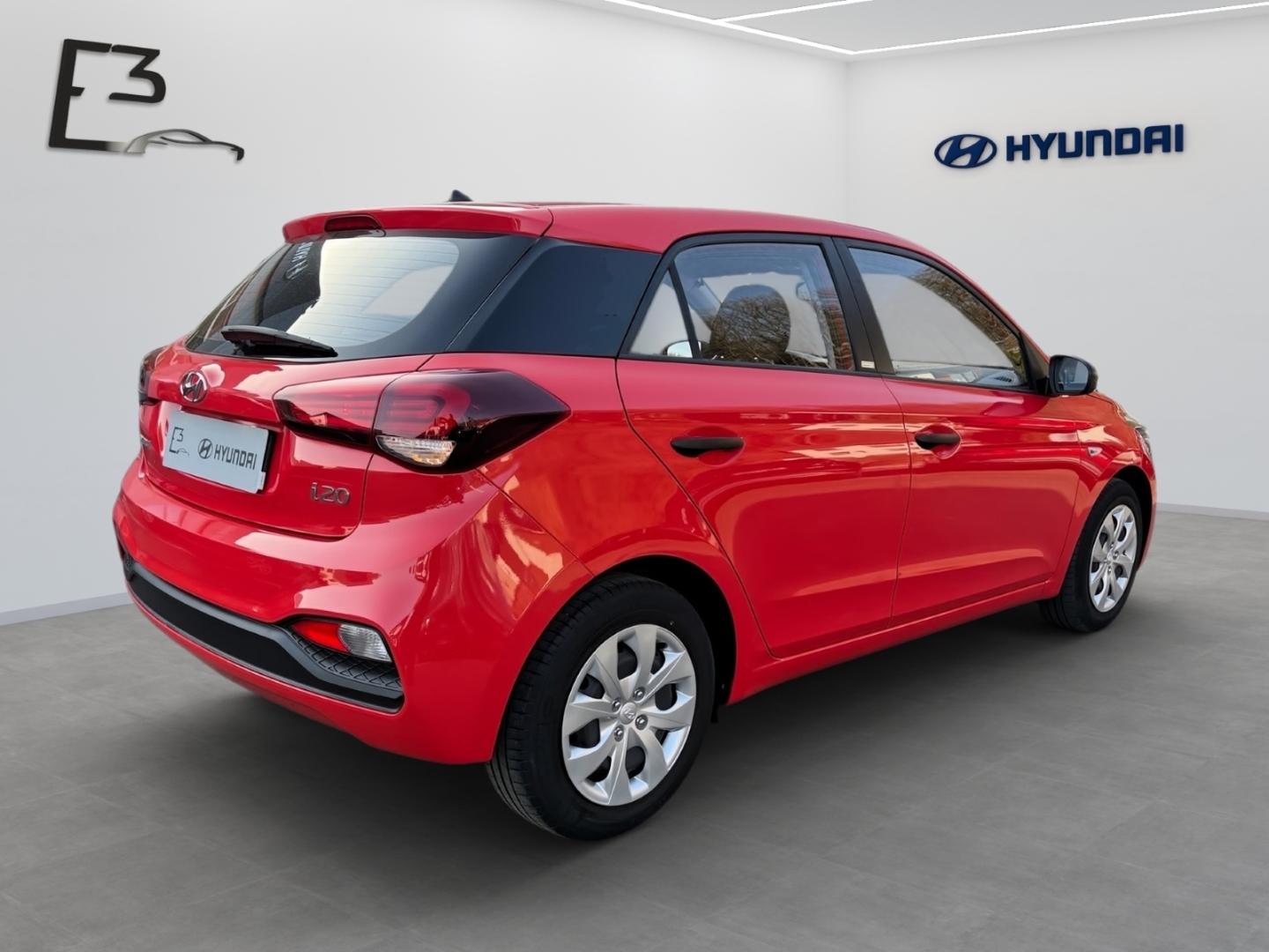 Hyundai i20 1.2 Benzin 5-MT Pure Tagfahrlicht