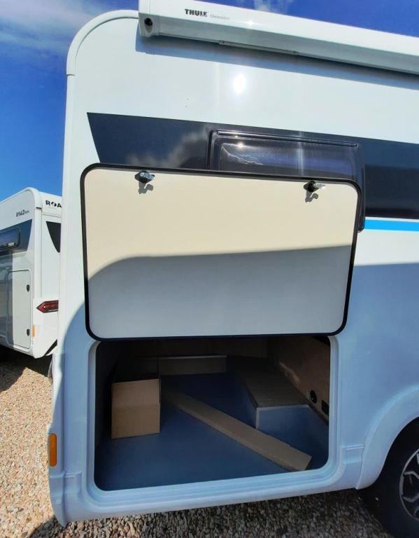 Fahrzeug Übersicht 18 Fahrzeugabbildung Hobby ONTOUR T 700 F Verfüg./Sparen Sie 17.140,- €