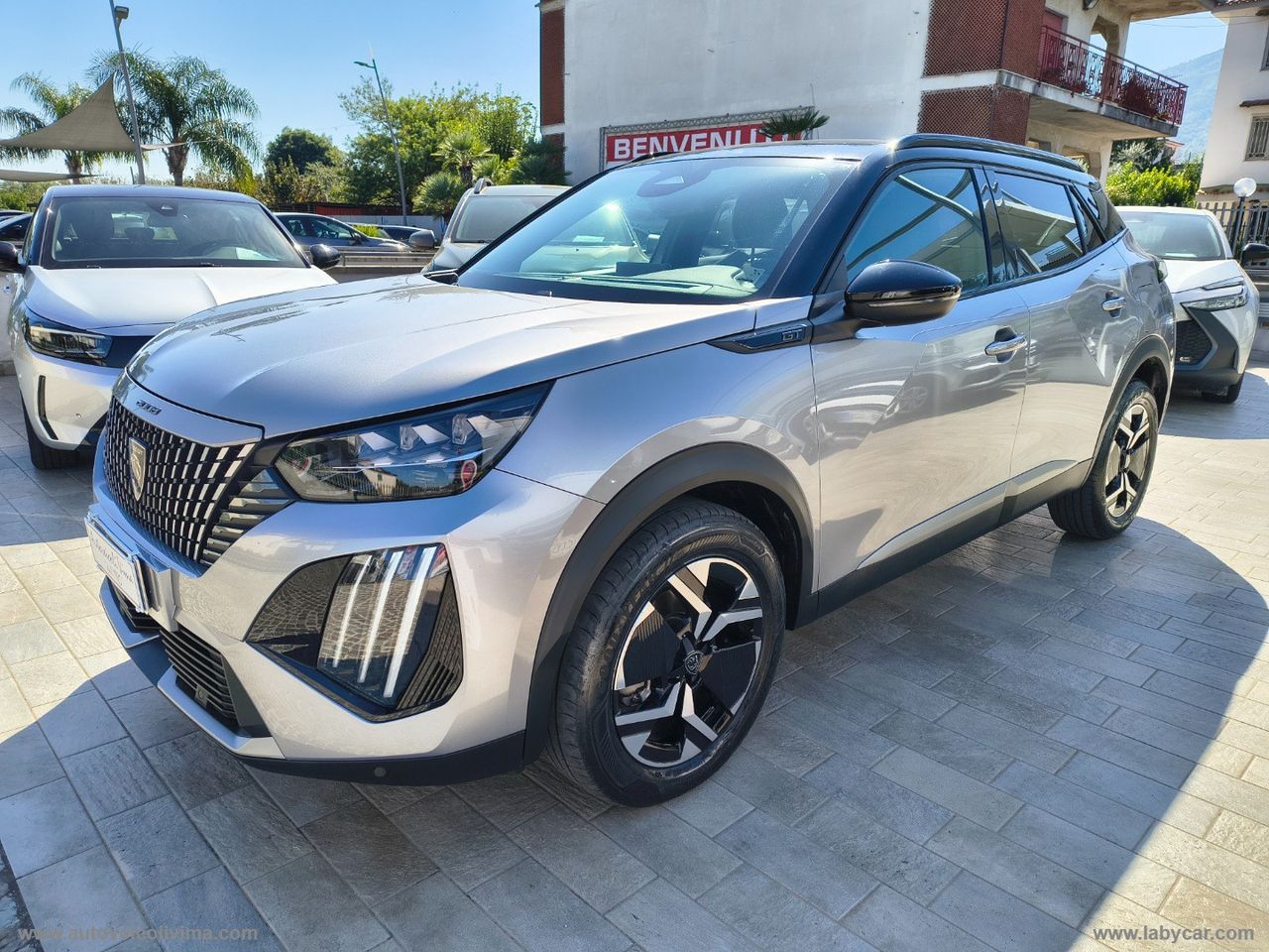 Peugeot PEUGEOT 2008 Hybrid 145 e-DCS6 GT imagem 3