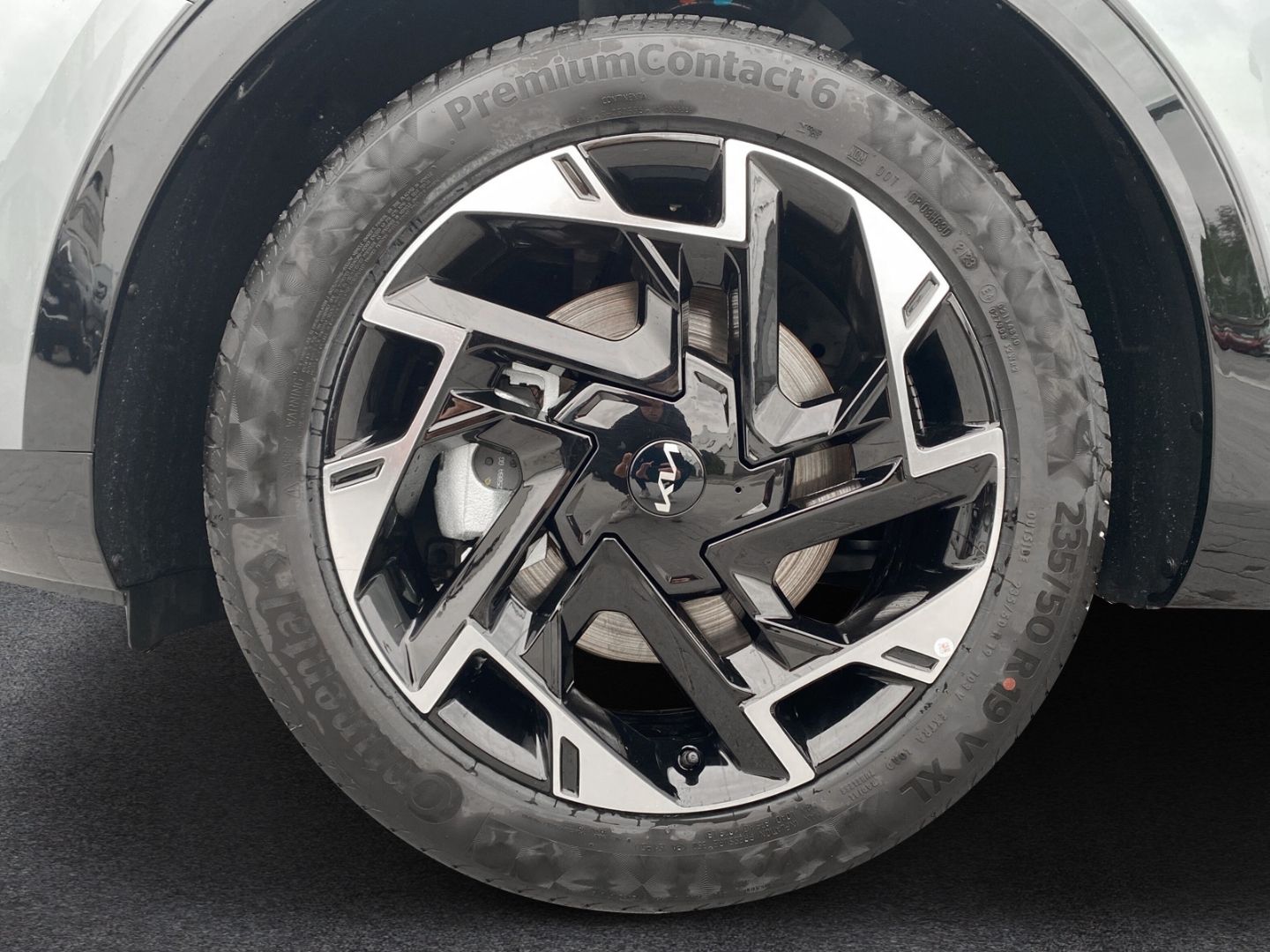 Fahrzeugabbildung Kia Sportage GT-LINE 4WD 1.6 T-GDI Mild-Hybrid *GLAS