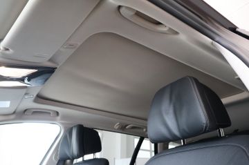 BMW 520d Touring Luxury Line Pano ACC HUD 360Kamera