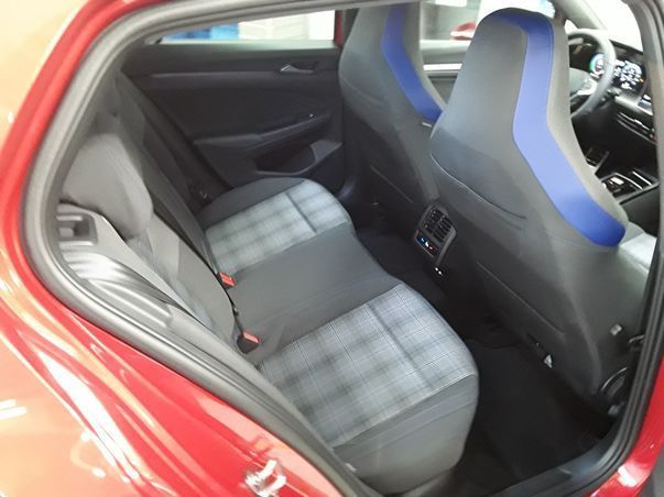 Volkswagen Golf - Bild 7