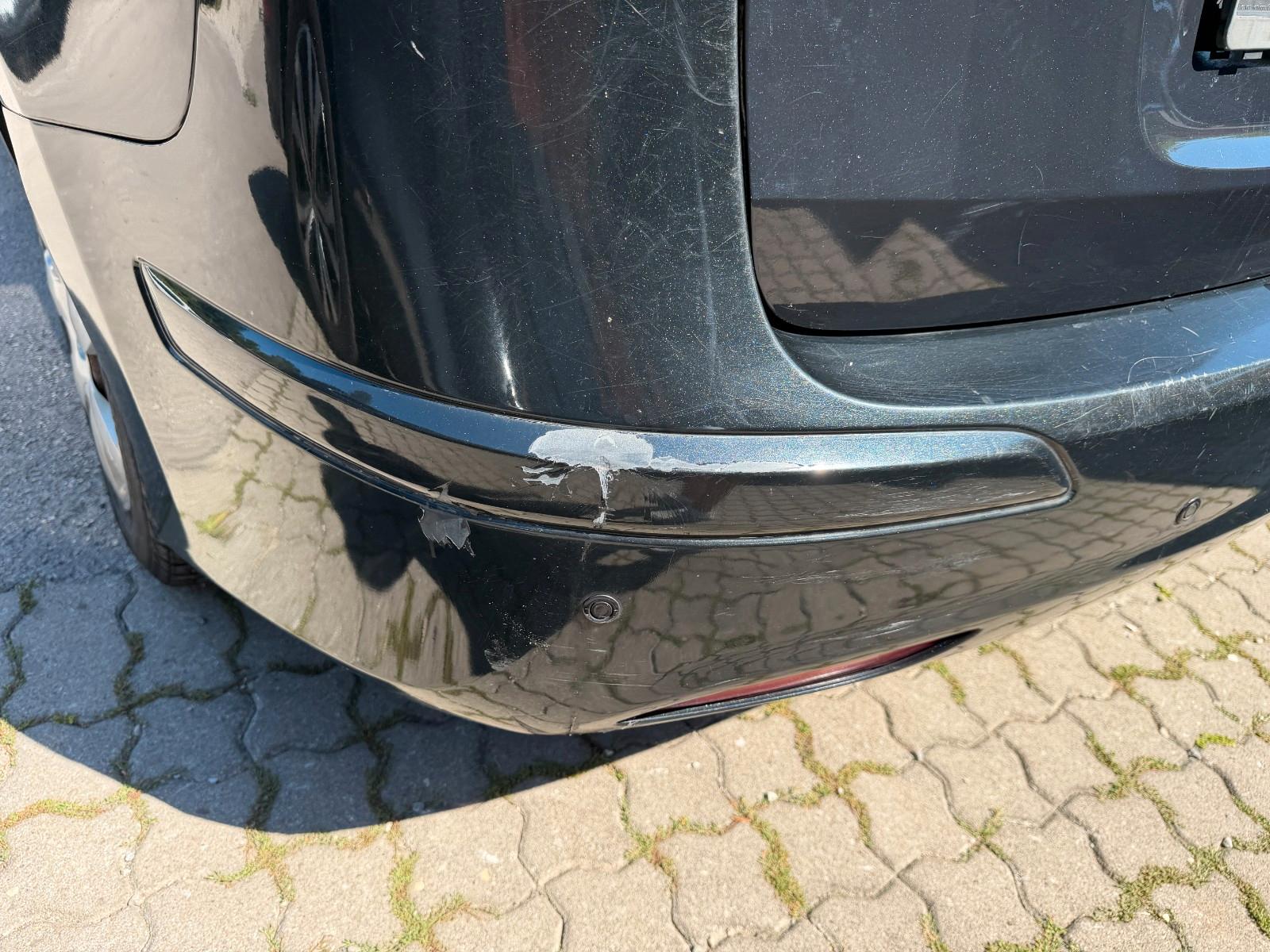 Hyundai i30 2010 — photo 19