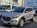 Hyundai Tucson blue Trend  GROSSES-NAVI,KAMERA,1-HAND - Hyundai TUCSON Gebrauchtwagen in Duisburg
