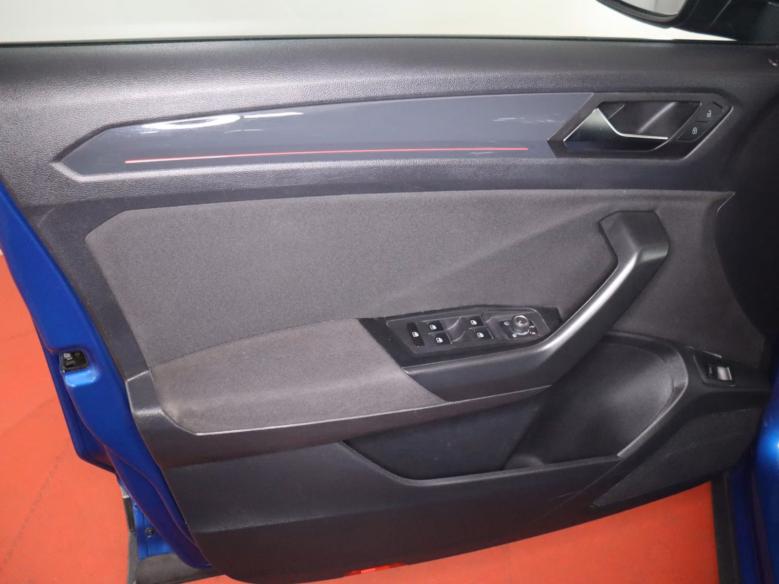 Volkswagen T-Roc Sport 1.5TSI DSG 225,-ohne Anzahlung Navi, миниатюра 9