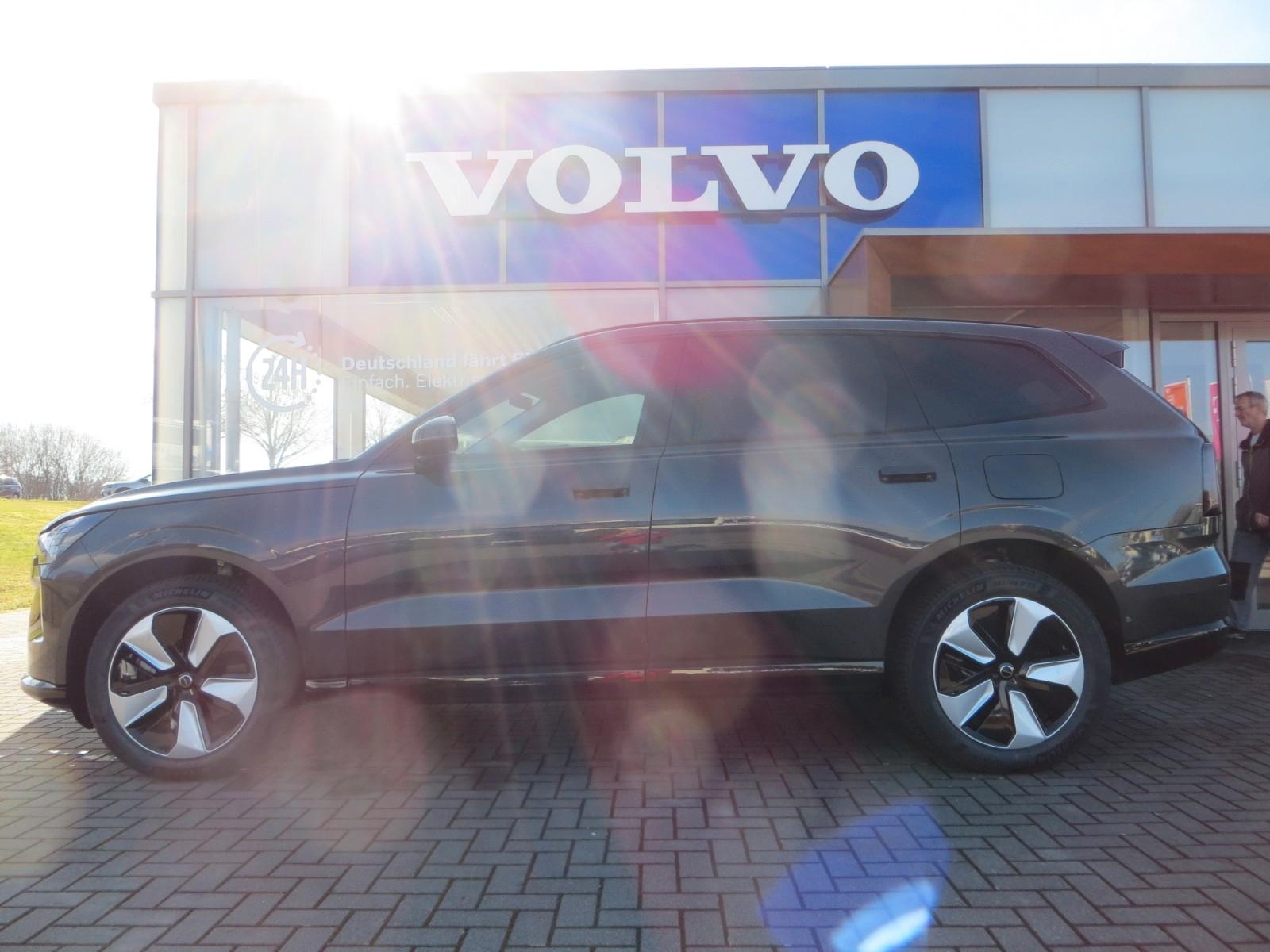Volvo EX90 Twin Motor AWD Plus Executive Ed. 7-Sitzer