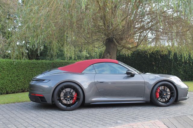 Porsche 992 GTS Lift HAL Matrix Carbon Bose