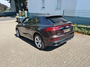 Audi Q8 - 6