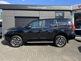 Toyota Land Cruiser 2.8 Executive - Toyota: Cruiser