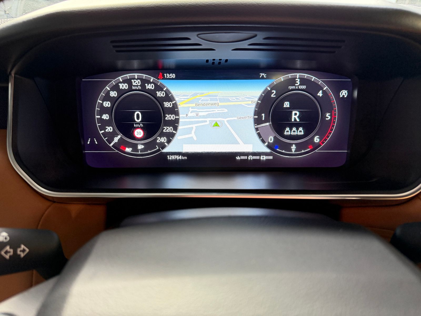 Fahrzeugabbildung Land Rover Sport HSE Dynamic D300/PANO/KAMERA/MERIDIAN