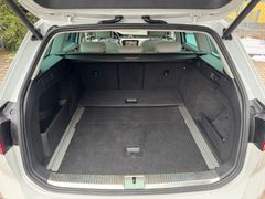 VW Passat Variant 2.0 TDI DSG Elegance