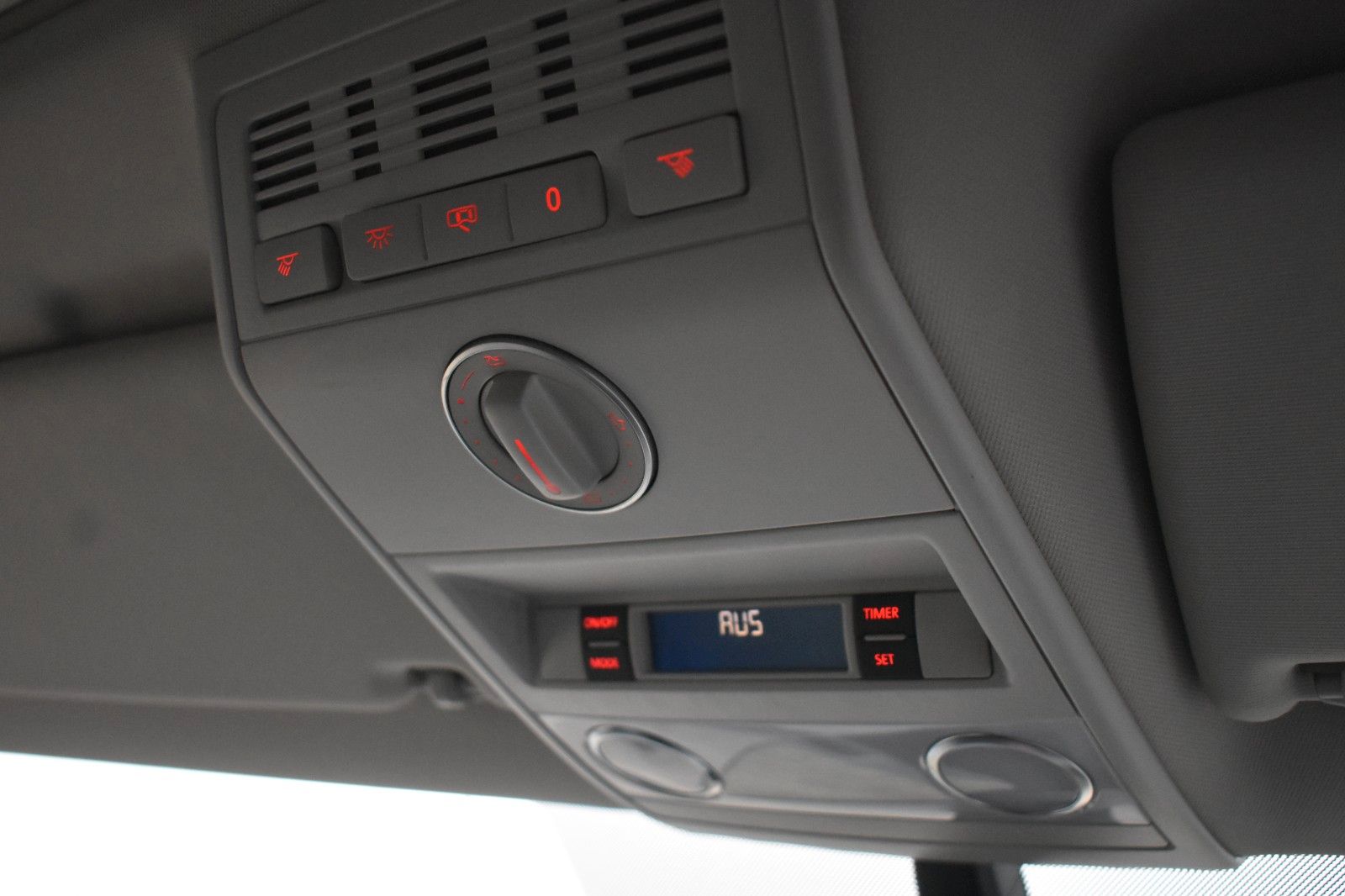 Fahrzeugabbildung Volkswagen T6 Multivan Highline 4Motion DYNAUDIO 1 Hand ACC