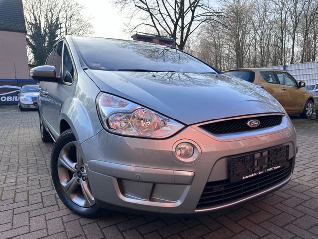 Ford S-Max Titanium*SHZ/PDC/AHK/MFL/NAVI/1.Hd/TÜV NEU