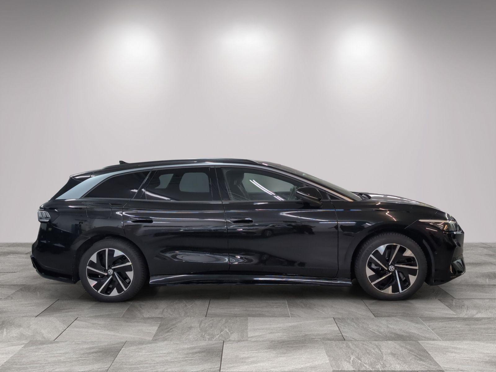 Volkswagen ID.7 Tourer Pro 82kWh/AHK/Matrix/360°/Wärmepumpe