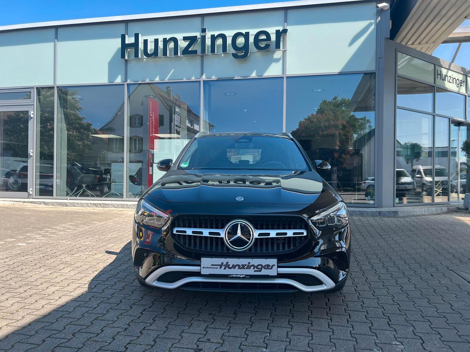 Mercedes-Benz GLA 200 7-Gang DSG Mils Hybrid DCT