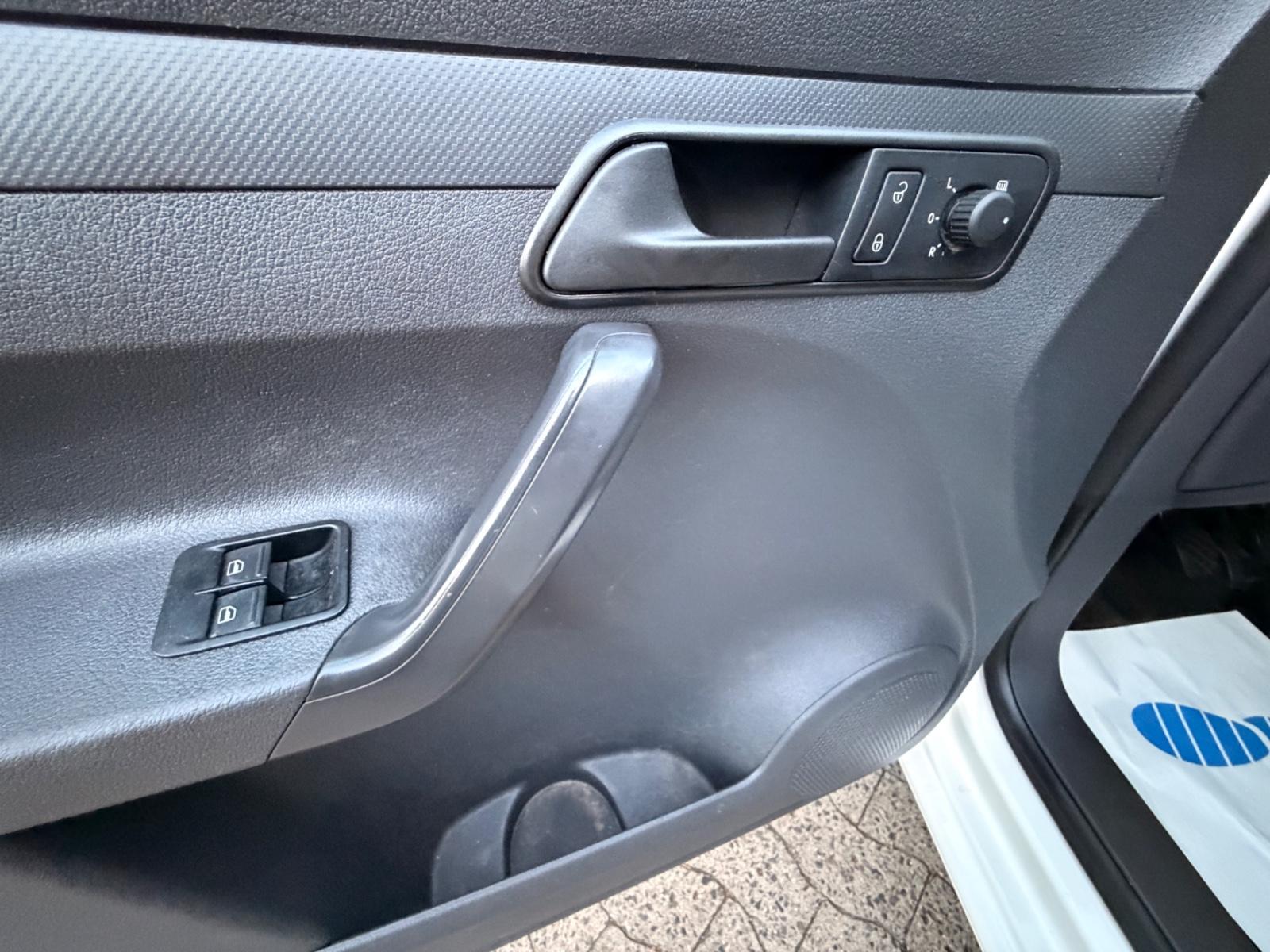 Volkswagen Caddy 2.0 EcoFuel Behörde ZR+Reifen NEU