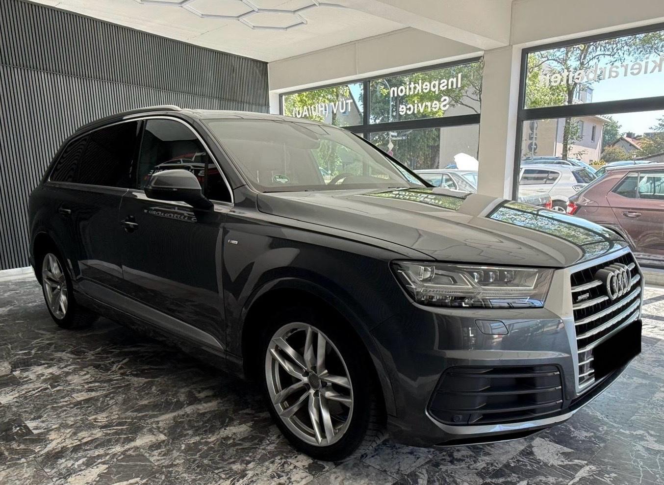 Audi Q7 3.0 TDI quattro Sline
