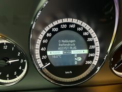 MERCEDES-BENZ E 350 CGI V6 / 292PS/ 2.H/ GARANTIE/ TOP AUSST. MERCEDES-BENZ E 350 CGI V6 / 292PS/ 2.H/ GARANTIE/ TOP AUSST.