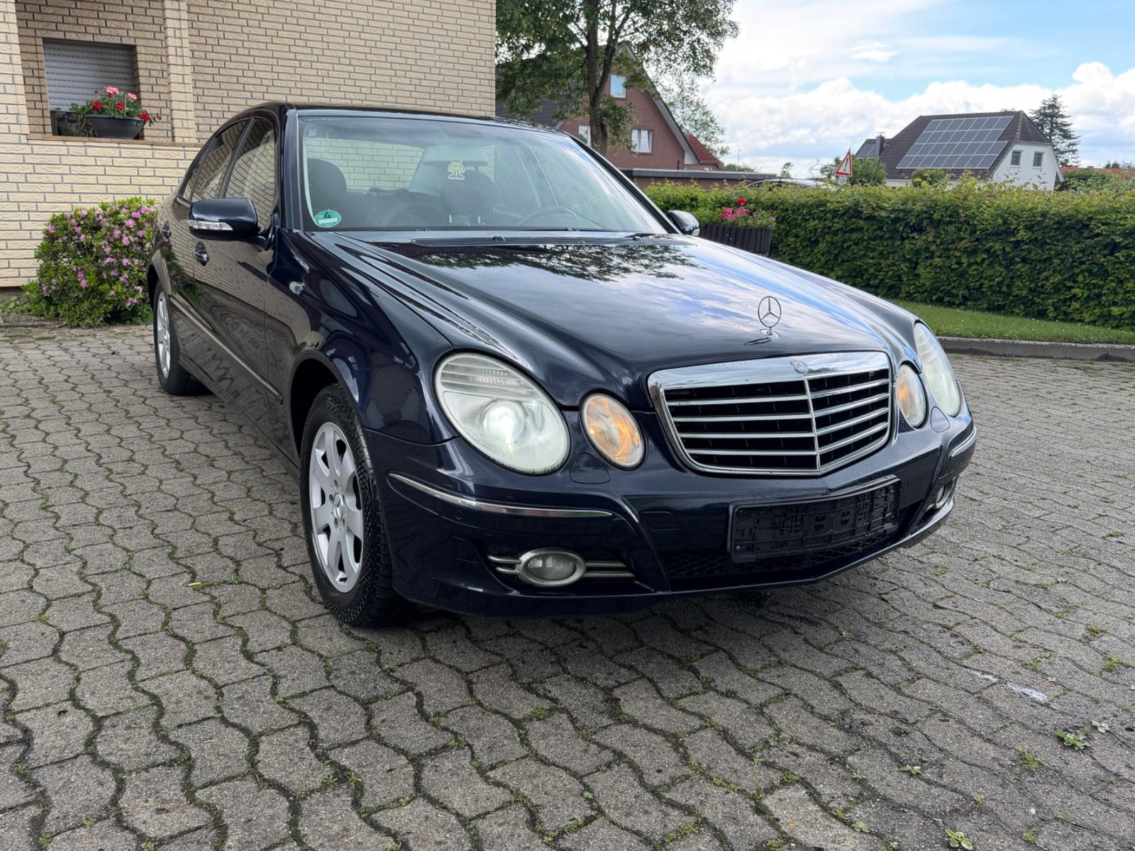 Mercedes-Benz E 280 CDI Limousine PDC, Schiebedach,AHK
