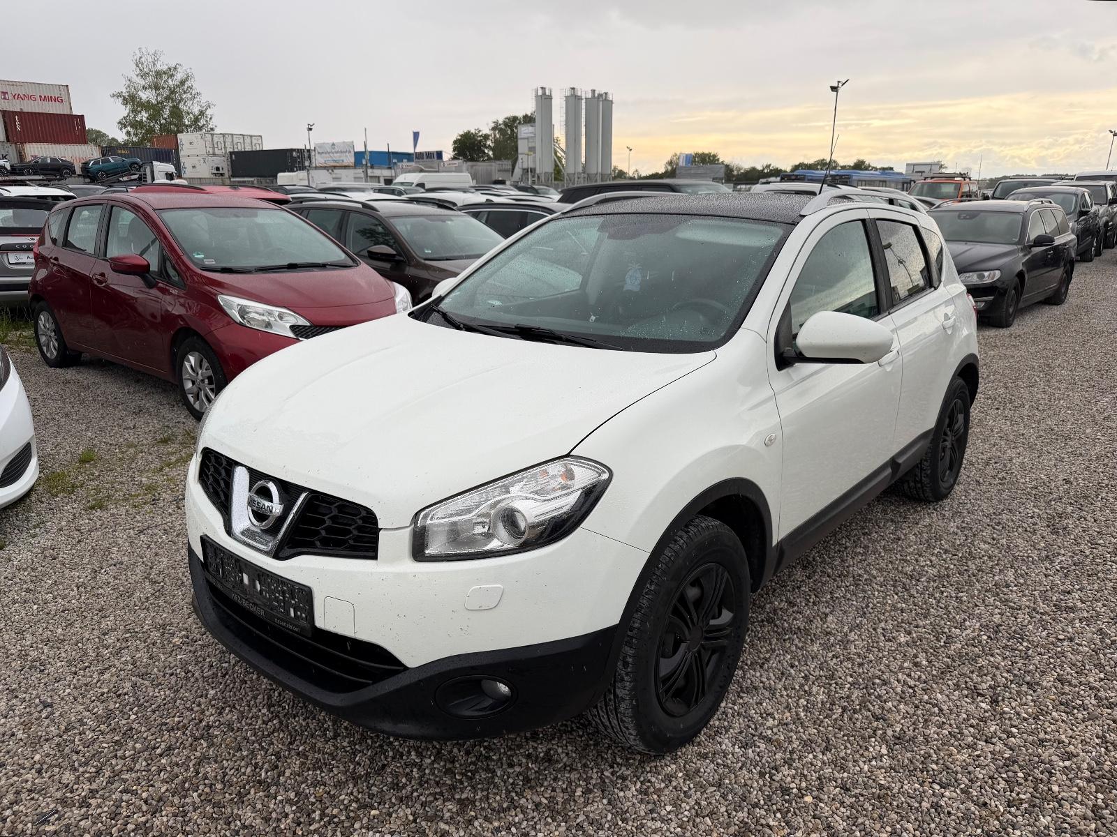 Nissan *Qashqai*2.0*4x4*Tekna*Navi*Pano*Leder*Kamera*