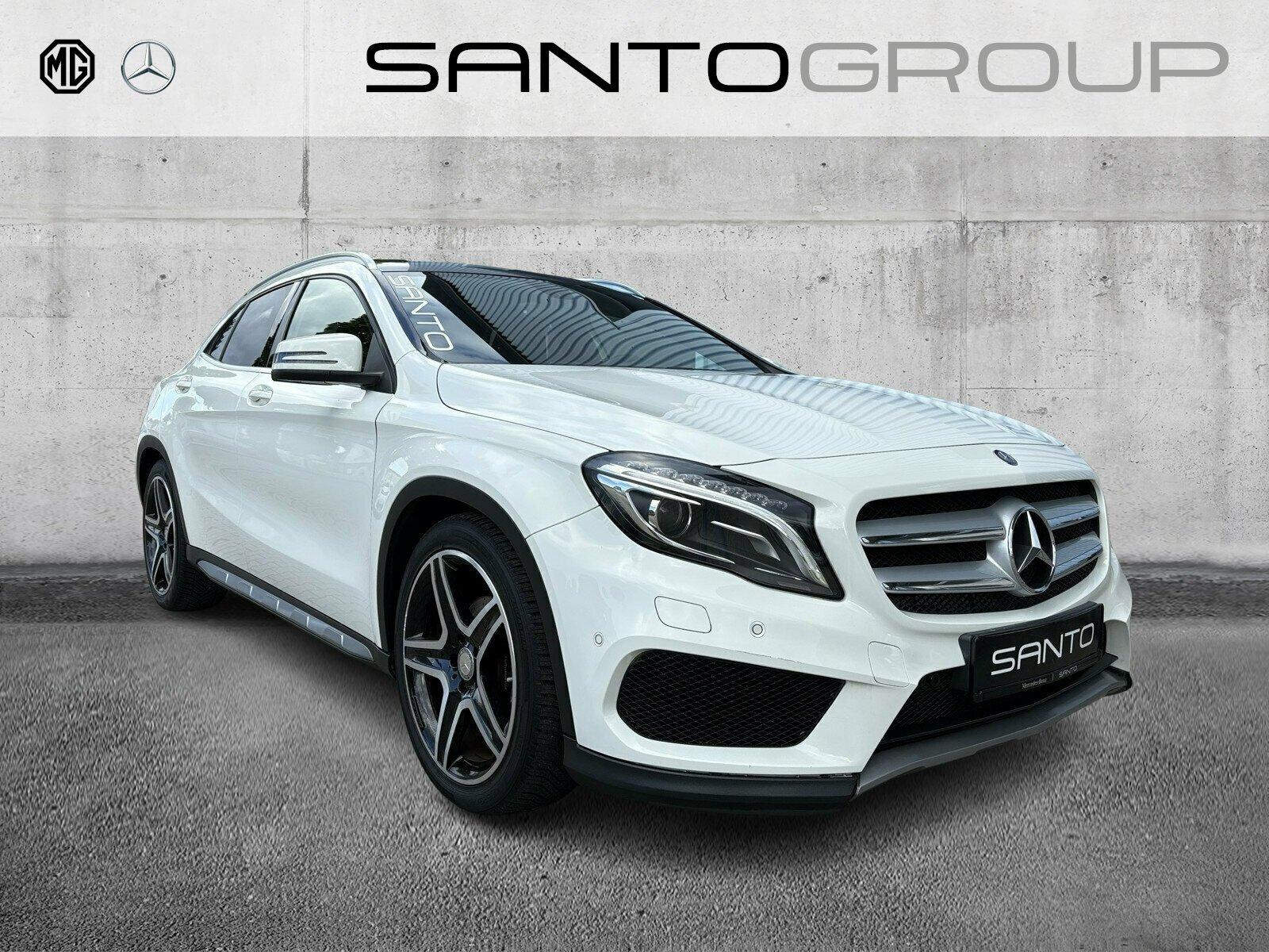 Mercedes-Benz GLA 200 AMG Line PANO NAVI LEDER XENON SHZ PDC